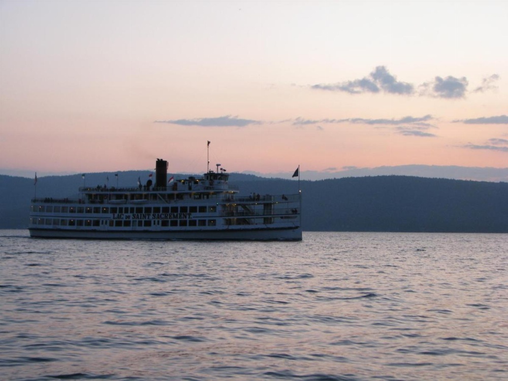 Country Inn & Suites by Radisson, Lake George (Queensbury), NY Main image