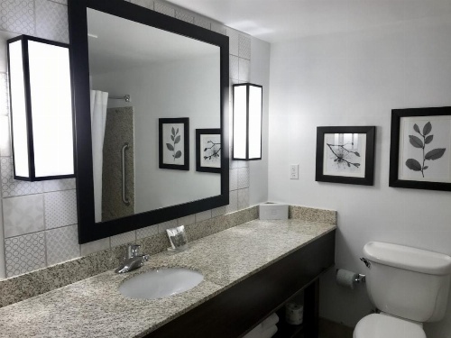 Country Inn & Suites by Radisson, Lake George (Queensbury), NY image 3